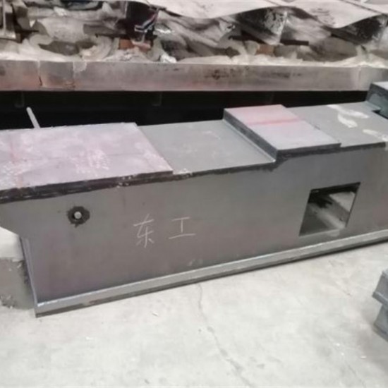 特大型打砂設(shè)備，對所有特大型金屬件表面打砂清除表面雜質(zhì)